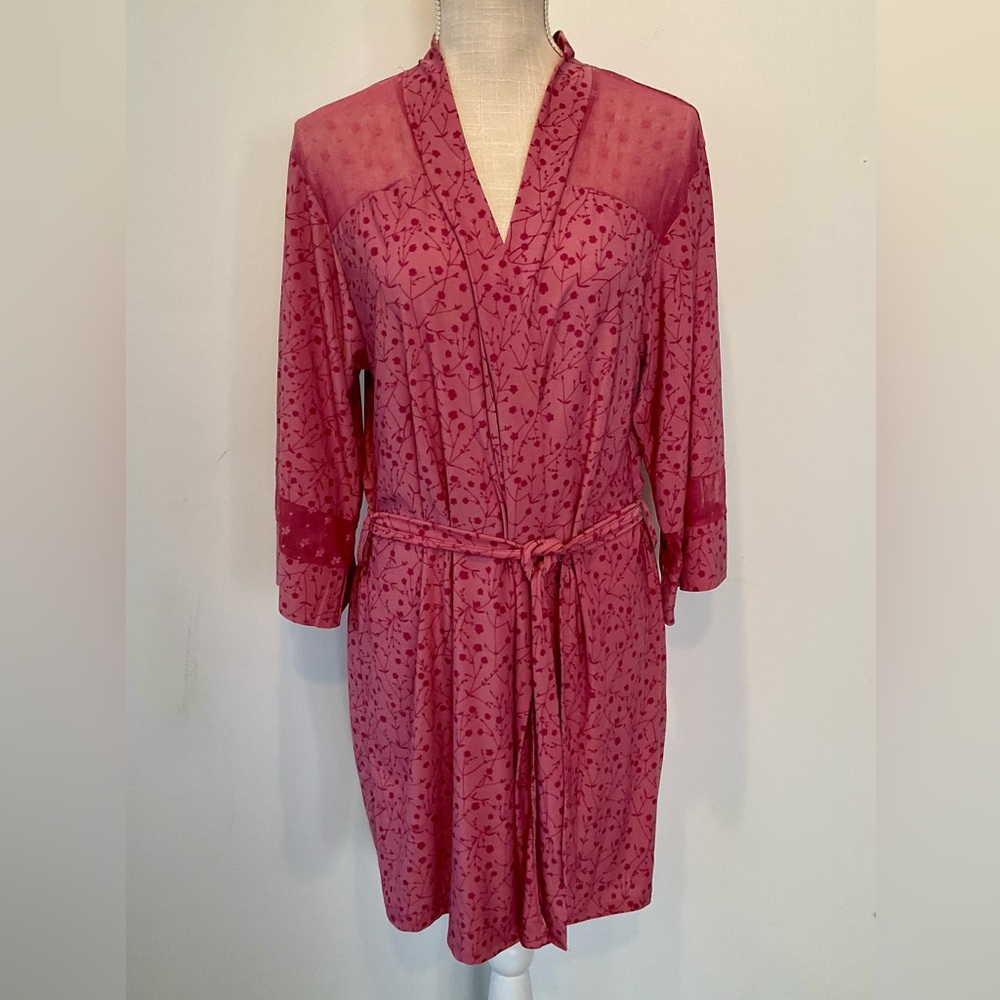 Nanette Lepore pink rose floral robe - EUC